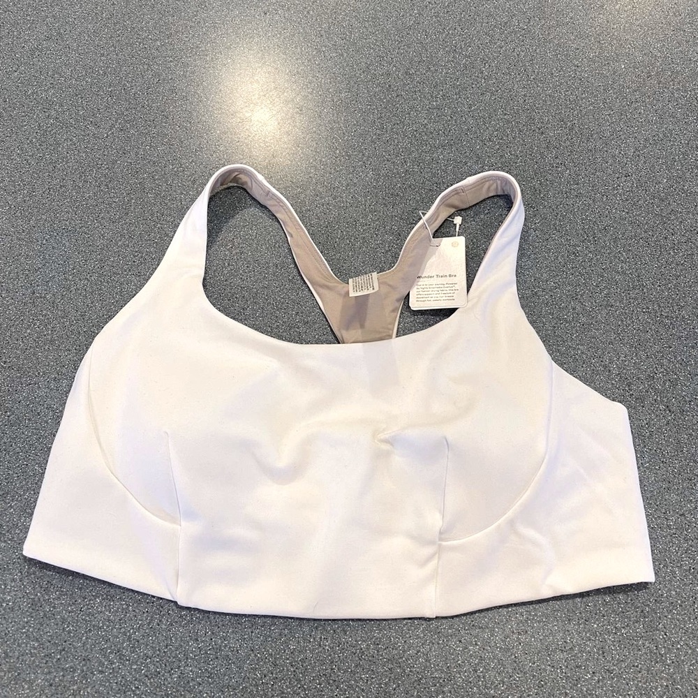 Lululemon sports bra! BNWT